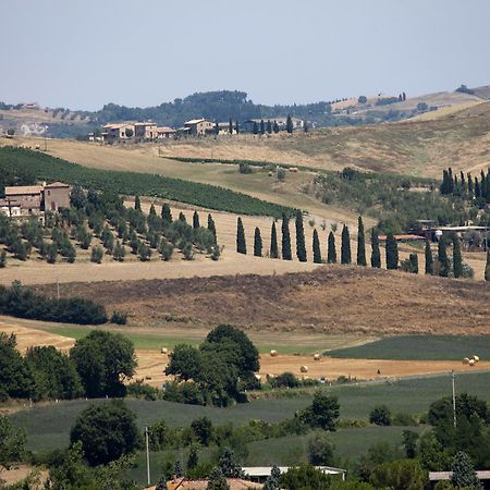Agriturismo Podere Olivello In Val D'Orcia มอนตาลชิโน ภายนอก รูปภาพ