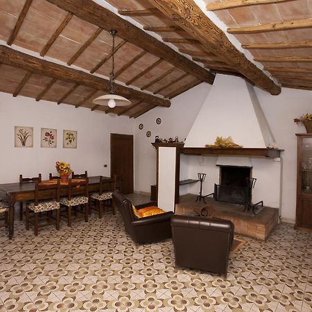 Agriturismo Podere Olivello In Val D'Orcia มอนตาลชิโน ภายนอก รูปภาพ