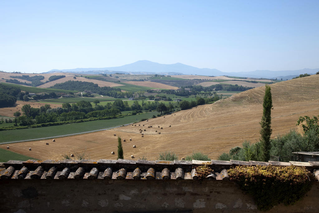 Agriturismo Podere Olivello In Val D'Orcia มอนตาลชิโน ภายนอก รูปภาพ